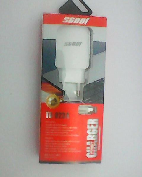 Chargeur SCOOT TB-023A 1.5A  Avec Câble TYPE C