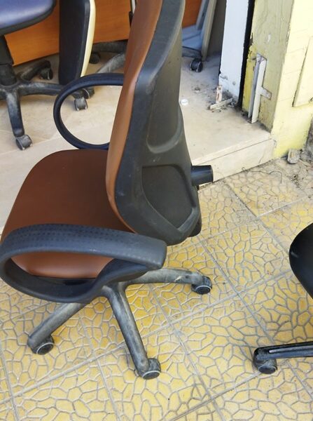 Chaise bureau marron